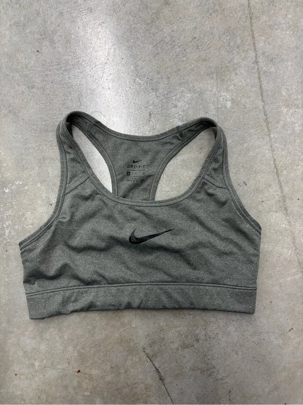 nike dri-fit gray sports bra